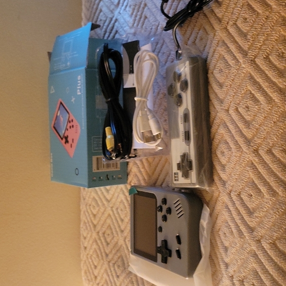 Game Box Other - 800 built in games hand held game